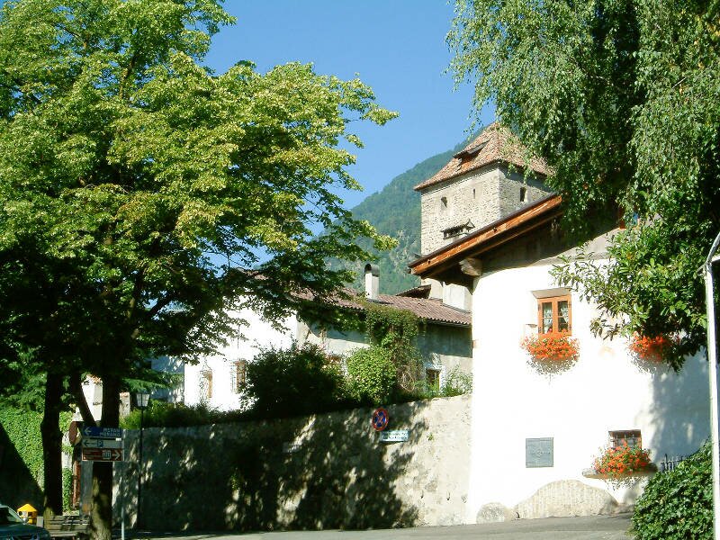 Stachlburg Partschins bei Meran