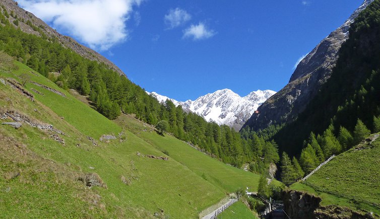 blick ins innere pfossental vom vorderkaser aus