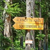 knottnkino schild wegweiser