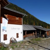 ulten lahner saege nationalparkhaus st gertraud