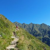 wanderer weg spronser tal