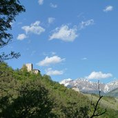 schloss thurnstein dahinter schloss tirol