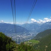 hafling meran seilbahn aussicht auf meran