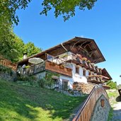 gasthaus bergrast bei gfeis am meraner hoehenweg