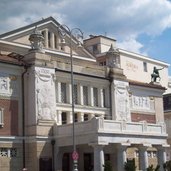 meraner stadttheater theater meran bei kurhaus