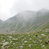 weg hoehenweg oberhalb proveis