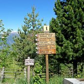 algund ortsteil aschbach wegweiser wanderwege