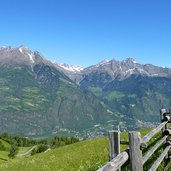 algund ortsteil aschbach blick ins vinschgau tal