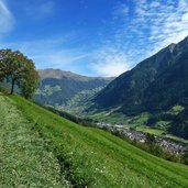 meraner hoehenweg suedlich von matatz wiesenweg