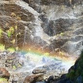 wasserfall regenbogen