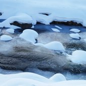 lazins pfelderer bach winter eis