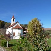 st magdalena bei voellan herbst