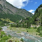 schluchtenweg aussicht auf moos in passeier