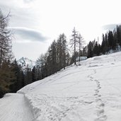 weg nr von steinrast nach st moritz ulten winter