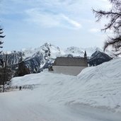 skiweg bei st moritz ulten schwemmalm winter