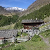 Meraner Hoehenweg Nord Mitterkaser