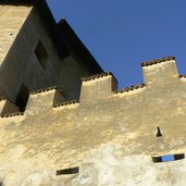Schloss Juval Schlossmauer Zinnen ED P