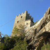 Schloss Juval Turm Schlossmauer Zinnen ED P