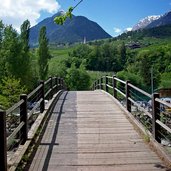 bruecke am radweg passeier bei kuens