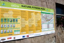 nature fitness park naturns tafel nordic walking