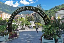 meran kurpromenade blumen