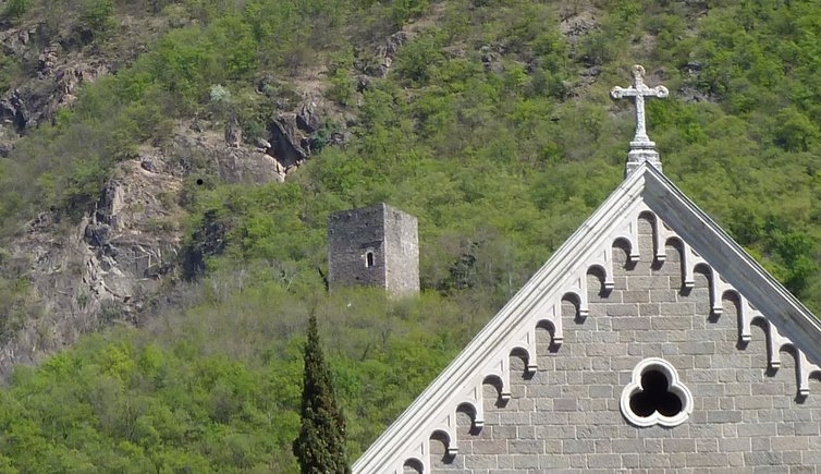 gargazon kirche kroellturm