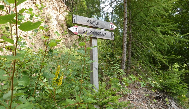 pawigl weg nr nach st pankraz wegweiser