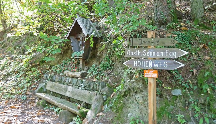 marlinger hoehenweg altavia marlengo