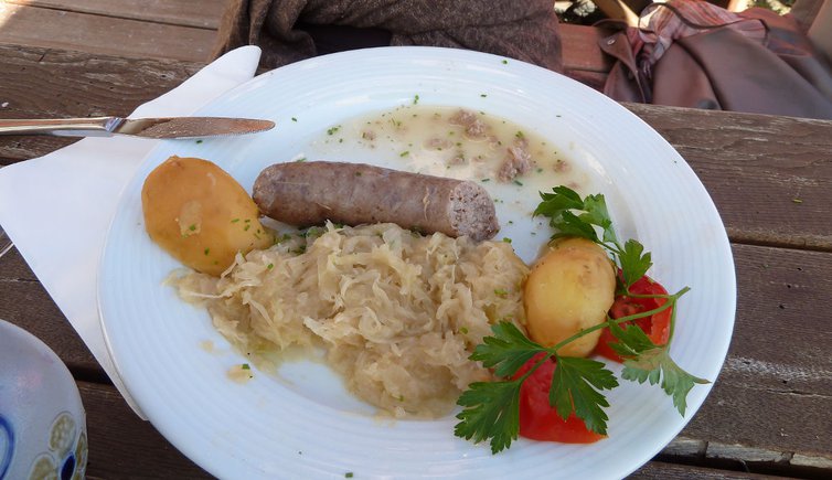 buschenschank unteraichnerhof kraut wurst